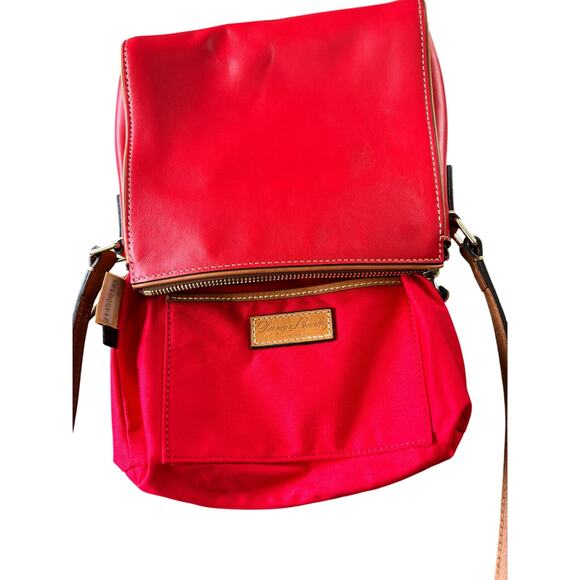 Dooney & Bourke Peyton triple zipper crossbody with dust bag. - Picture 7 of 8